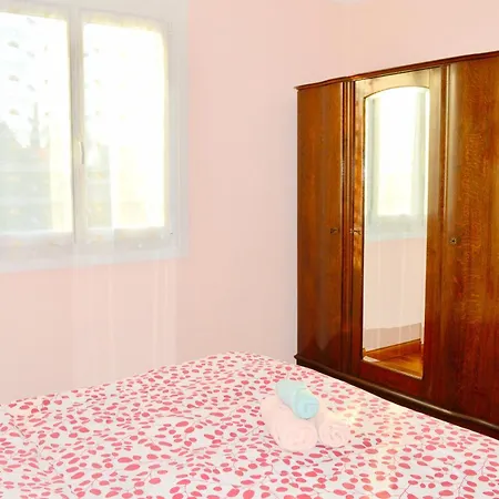 Villa Garden House 3 Chambres, Parking Prive, 15min La Rochelle, 20min Ile De Re, Proche Golf De La Pree, Wifi, Nieul-sur-Mer