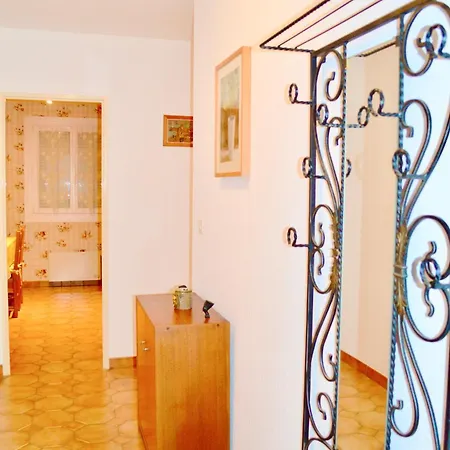 Garden House 3 Chambres, Parking Prive, 15min La Rochelle, 20min Ile De Re, Proche Golf De La Pree, Wifi, Vila