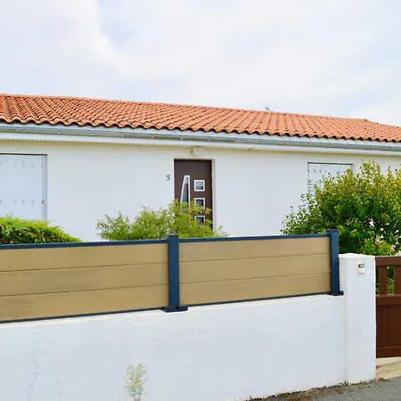 Garden House 3 Chambres, Parking Prive, 15min La Rochelle, 20min Ile De Re, Proche Golf De La Pree, Wifi, *